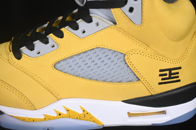 Nike Air Jordan 5 Retro Tokyo Limited Edition Basketball Shoes with Premium Leather Upper - IO3372-700