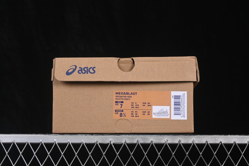 Asics Megablast Retro Casual Cushioned Running Shoes with Seamless Upper - 1013A170-100