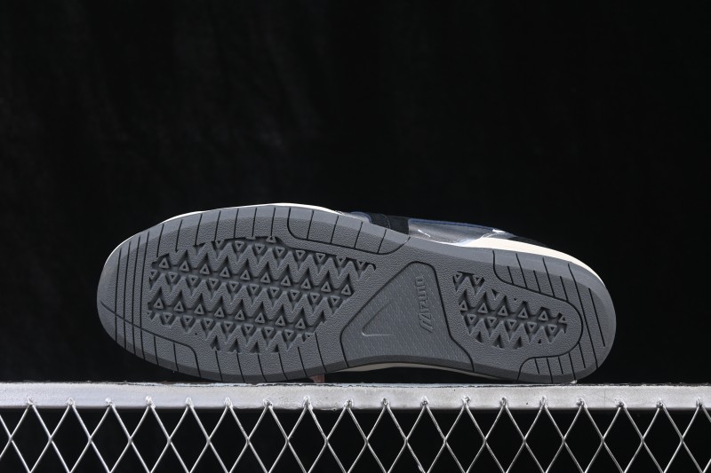 Mizuno CT Club Retro Comfortable Low-Top Casual Skate Shoes with Breathable Design - D1GH261013