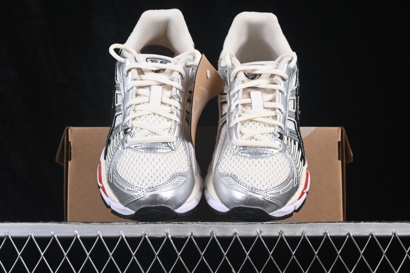 Asics Gel-Nimbus 12.1 Retro Running Shoes with Breathable Mesh and Cushioned Sole - 1203B103-100