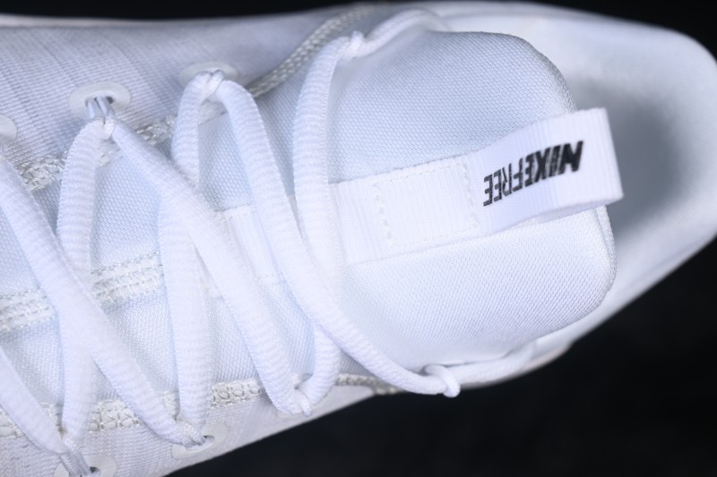 Nike Free Metcon 6 Training Shoes with Breathable Mesh and Cushioned Support - FJ7127-101