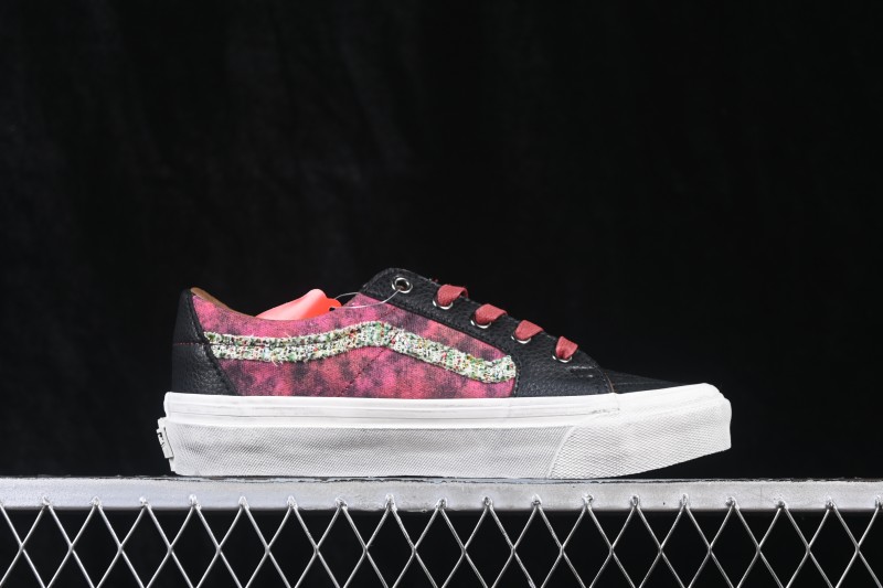 Vans Sk8-Low Casual Skateboarding Shoes with Detachable Badge Embellishments - VN0A4UUK6BT
