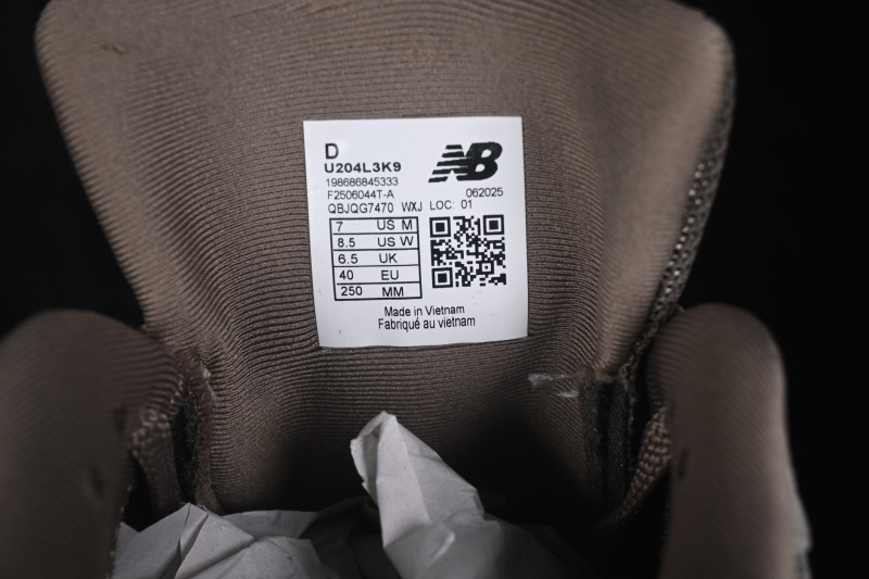 New Balance 204 Series Retro Casual Running Shoes with Breathable Air Cushion - U204L3K9