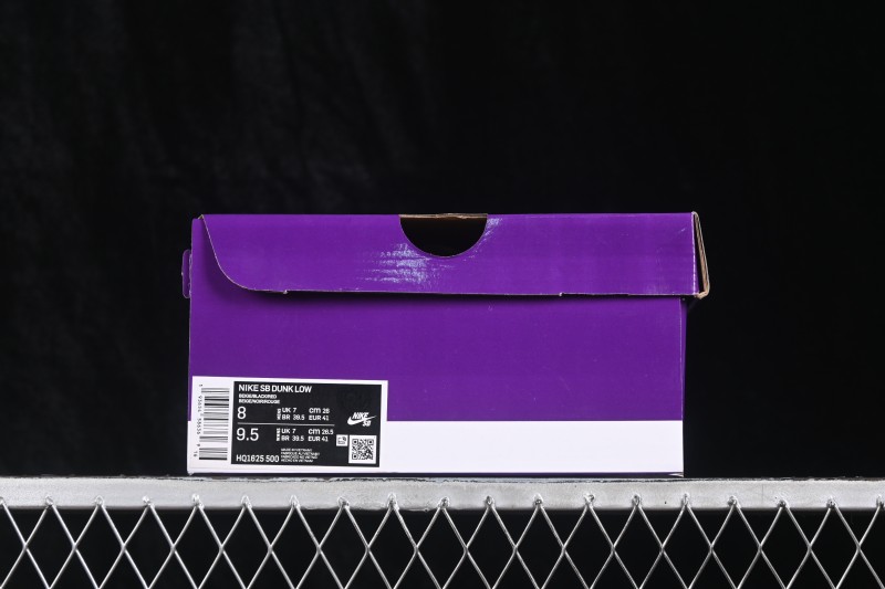 Nike SB Dunk Low Skateboarding Shoes with Cushioned Collar and Rubber Outsole - HQ1625-500