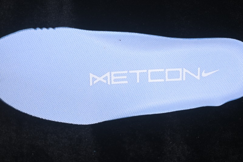 Nike Free Metcon 7 Training Shoes with Breathable Mesh Upper and Durable Cushioning - II7406-101