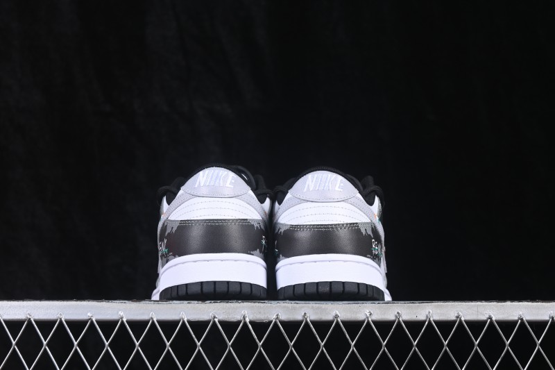 Nike SB Dunk Low Top Lacing Skateboarding Shoes - DD1391-100