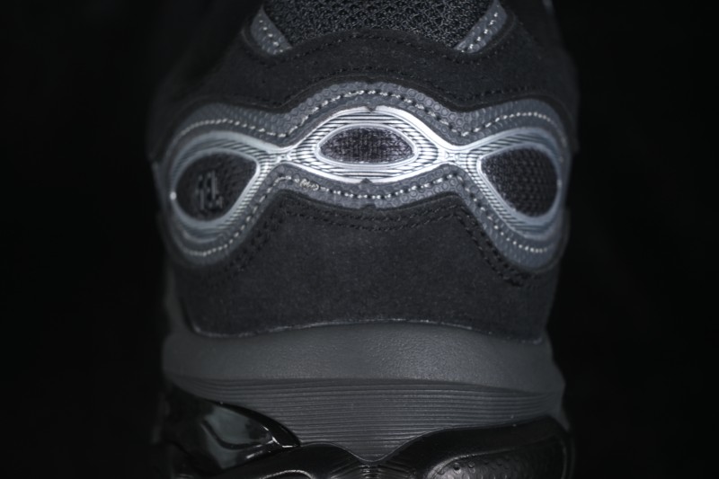 ASICS GEL-NYC Black Silver Unisex Retro Running Sneakers