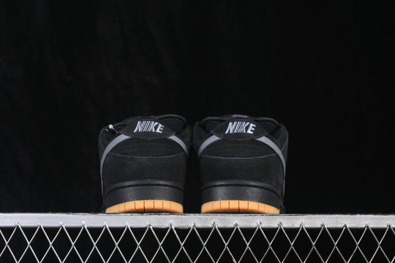 Nike SB Dunk Low Pro Black Gum Grey Skateboarding Shoes - BQ6817-010