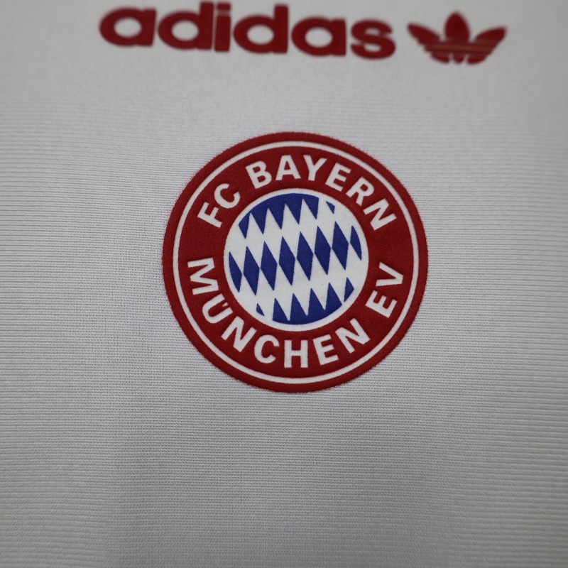Player Version  26/27 Bayern Munich Casual Retro Jersey