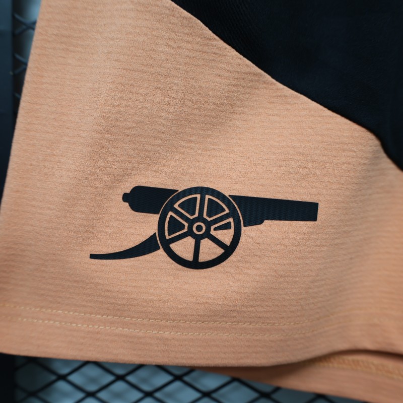 Player Version 26/27 Arsenal Orange Shorts with Pockets