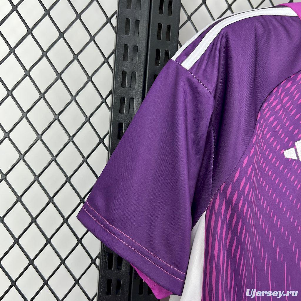 2025/26 Mens Bayern Munich Goalkeeper Jersey