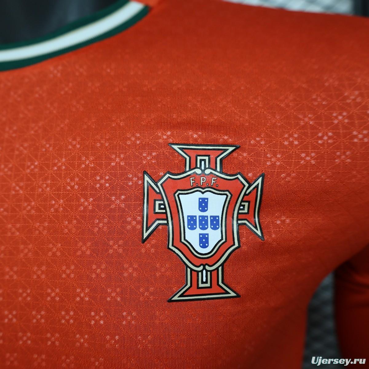 Player Version 2025 Portugal Home Long Sleeve Jersey