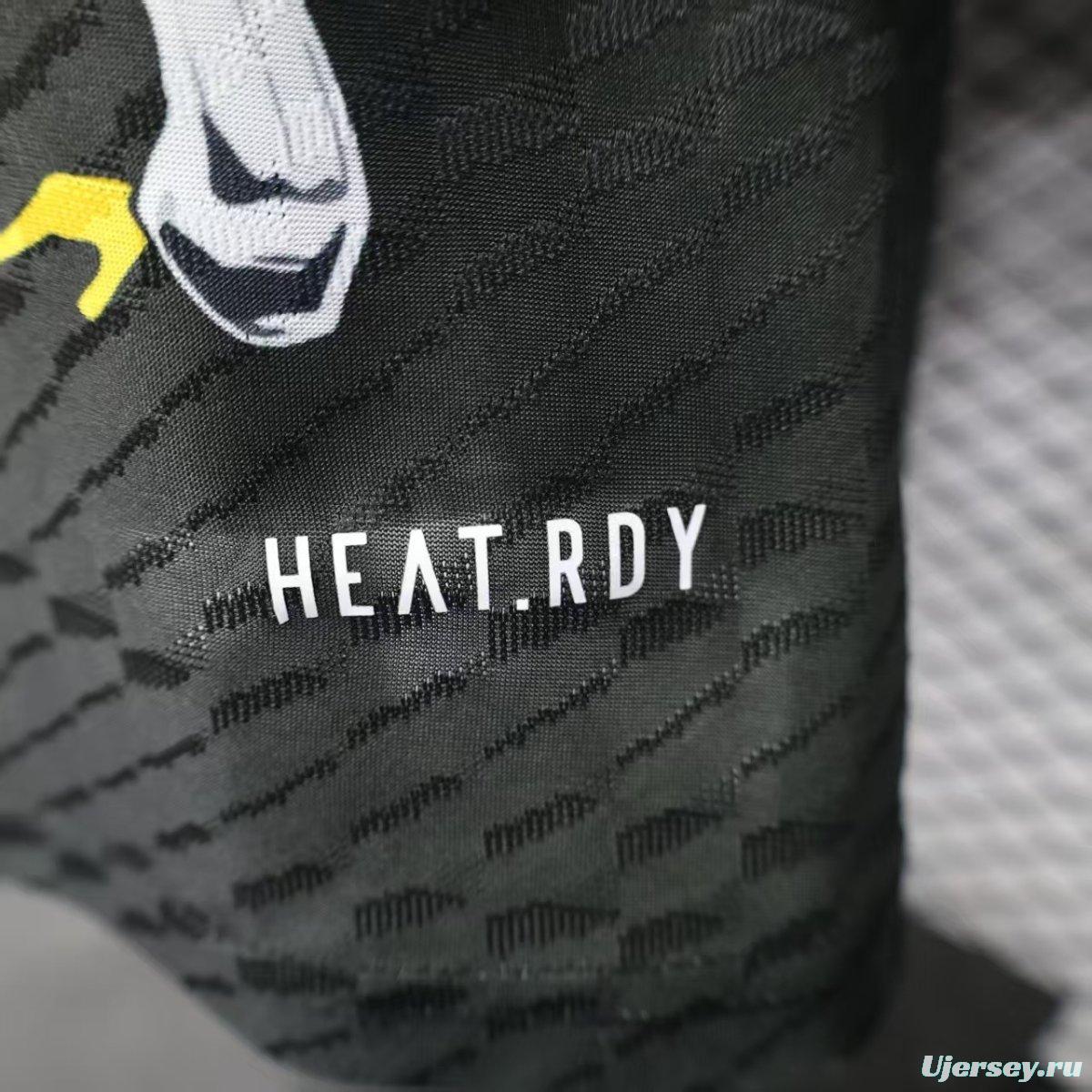 Player Version 25/26 Real Madrid x Avengers Graphic Black Jersey